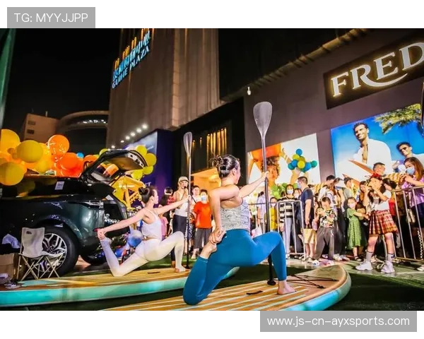 俱乐部官方商店开业周末人潮爆满销量破纪录